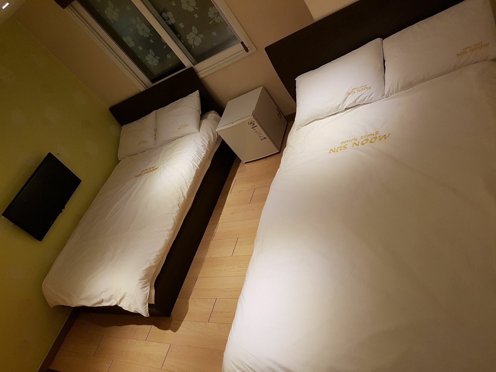 Moon Sun Guest house
